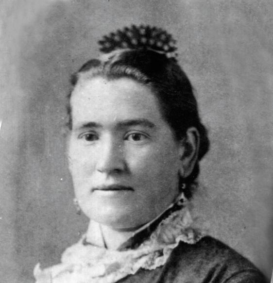 Photo of photos/Elizabeth Dunn (m McLennan) b 1858 Ontario